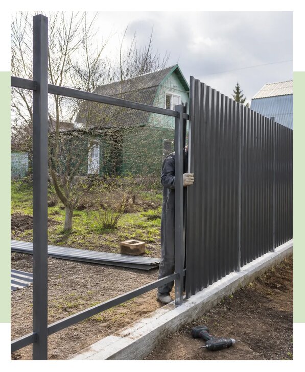 Забор из профнастила для СНТ под ключ с монтажом в Аксае